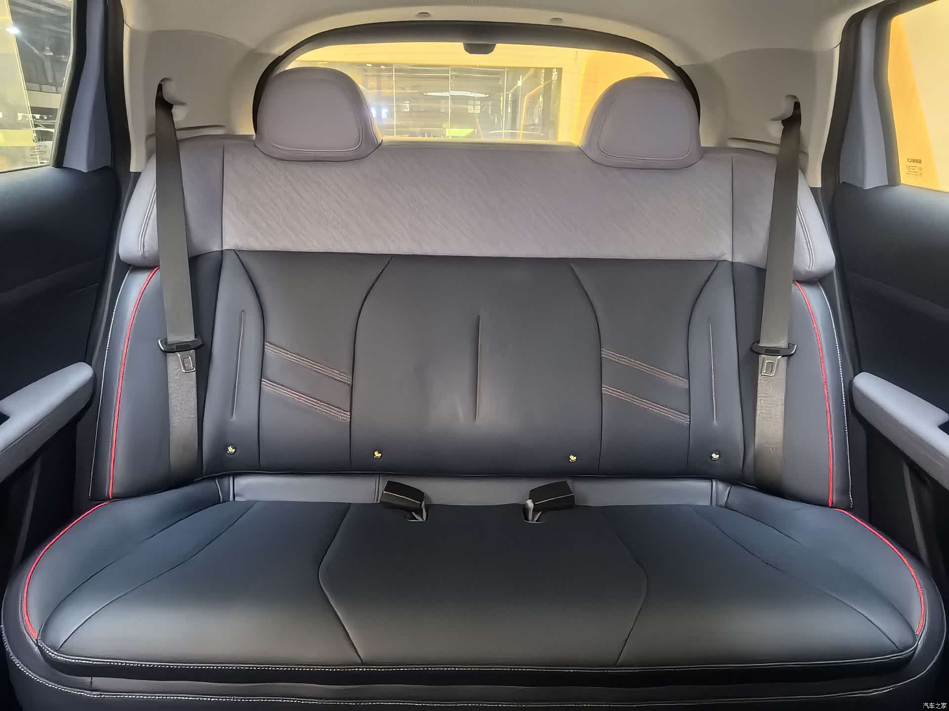 Geely E, 2023 12