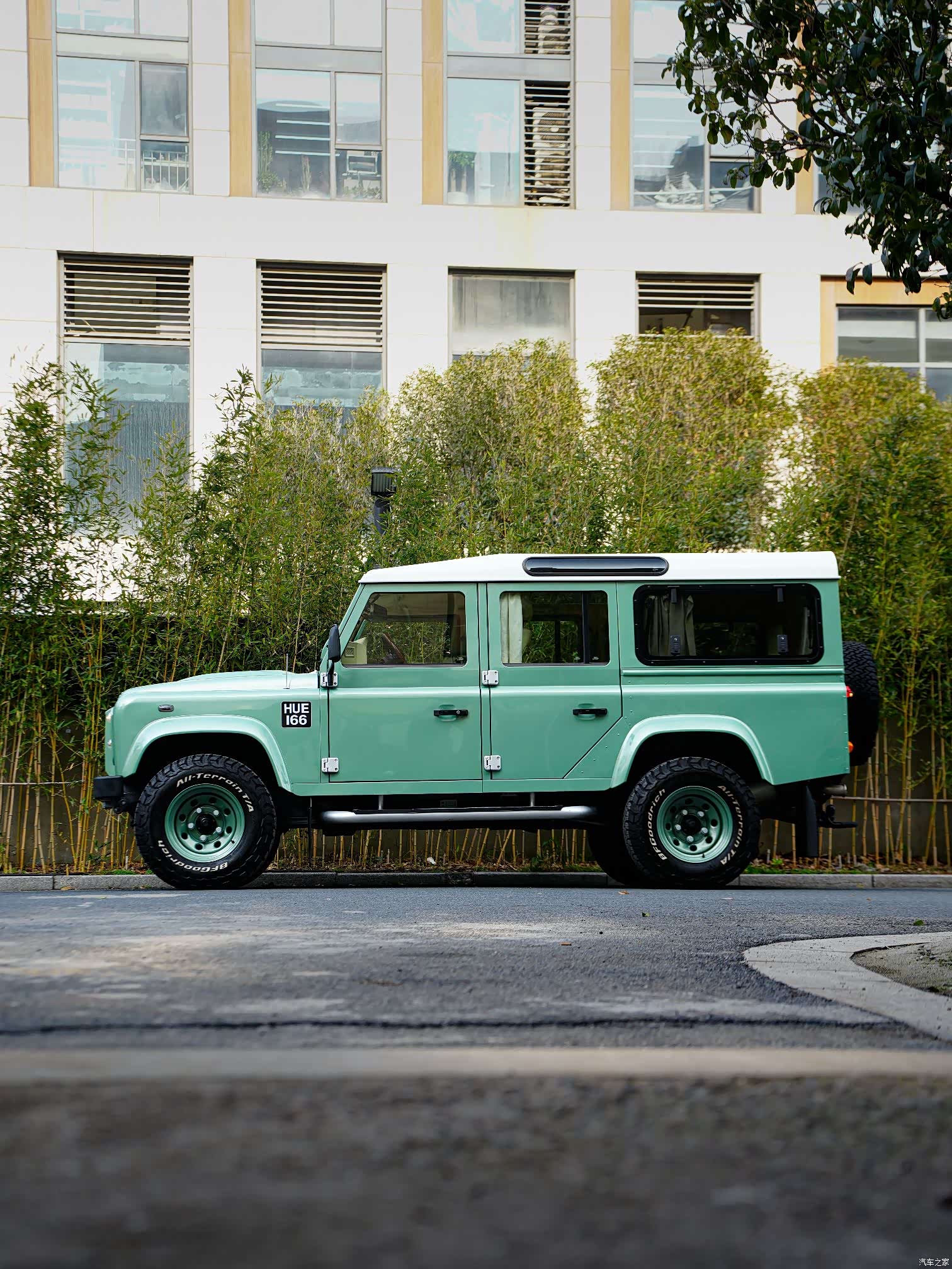 Land Rover Defender, 2013 4