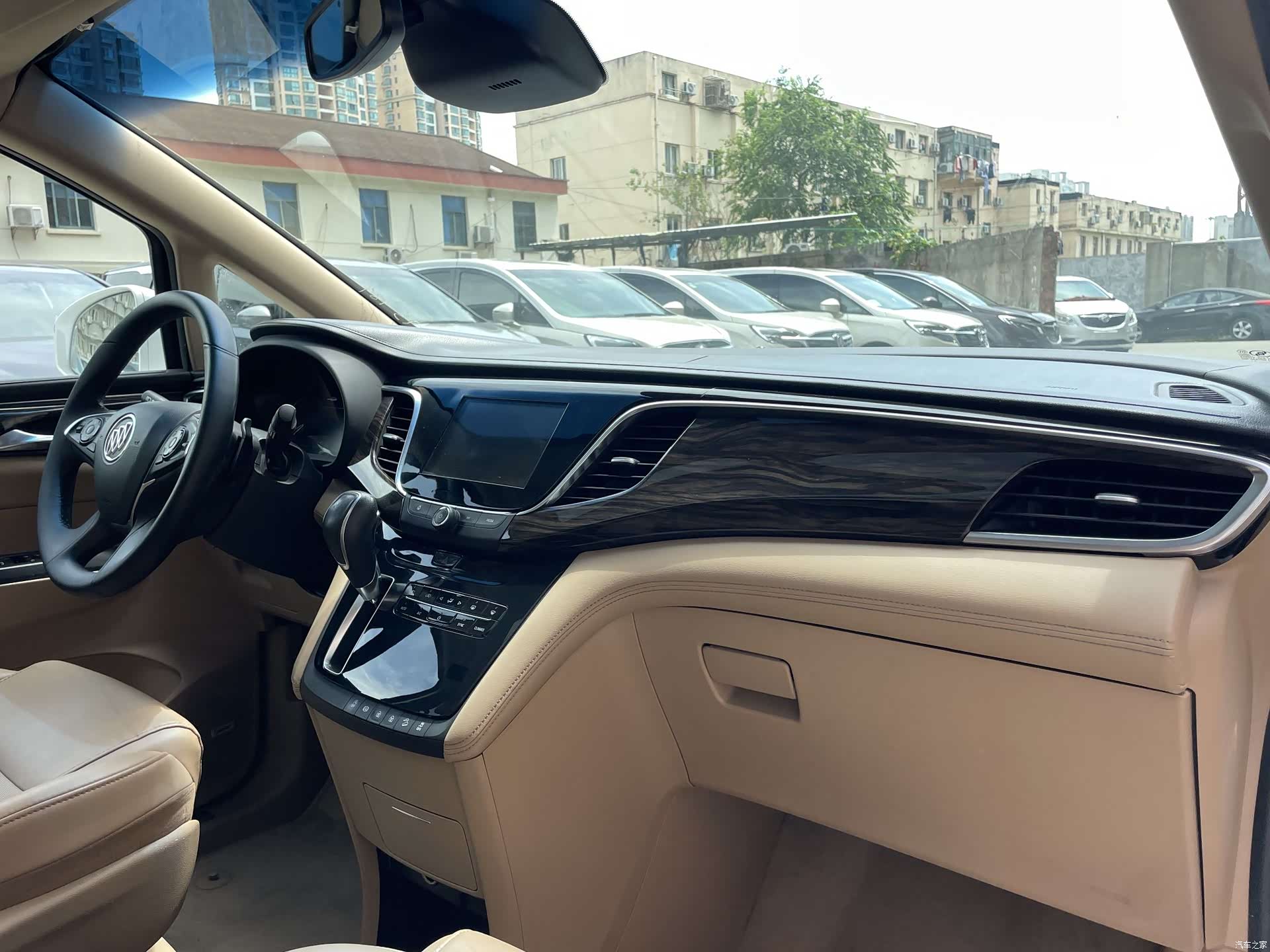 Buick GL8, 2019 все фото
