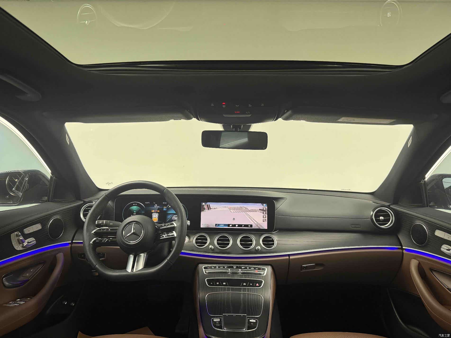 Mercedes-Benz E-Class, 2023 22