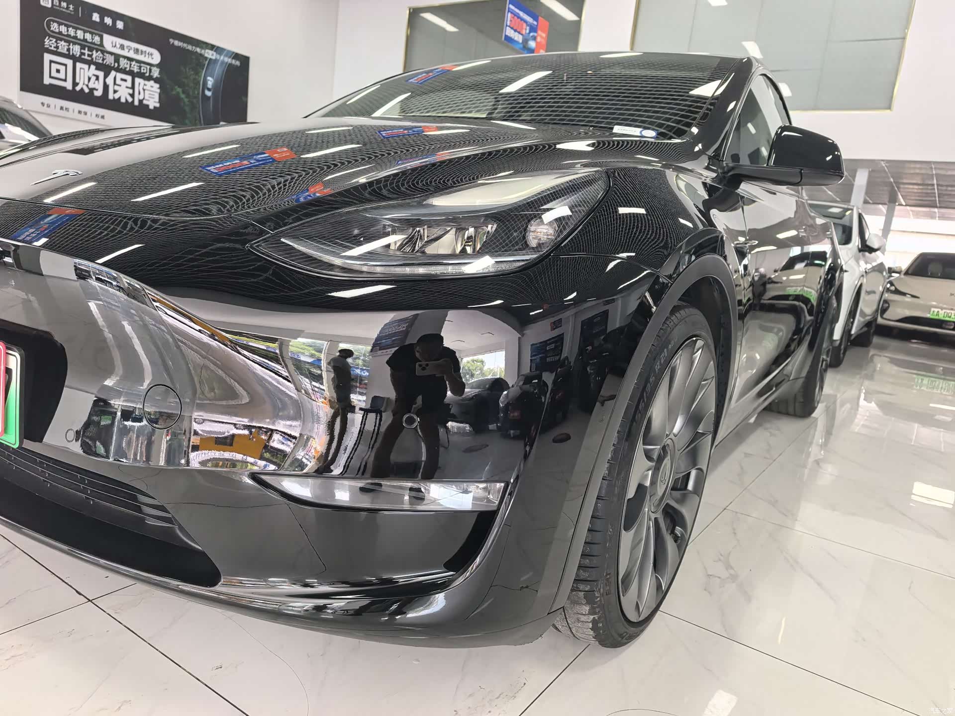 Tesla Model Y, 2022 4