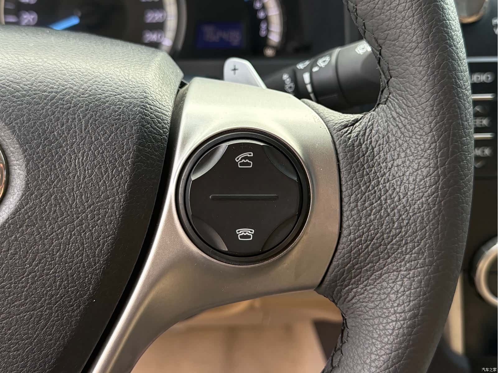 Toyota Camry, 2012 17