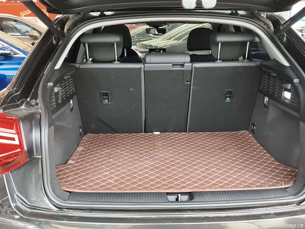 Audi Q2L, 2022 19