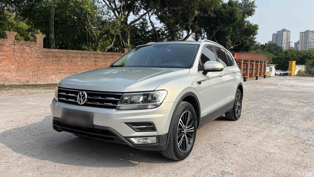Volkswagen Tiguan L