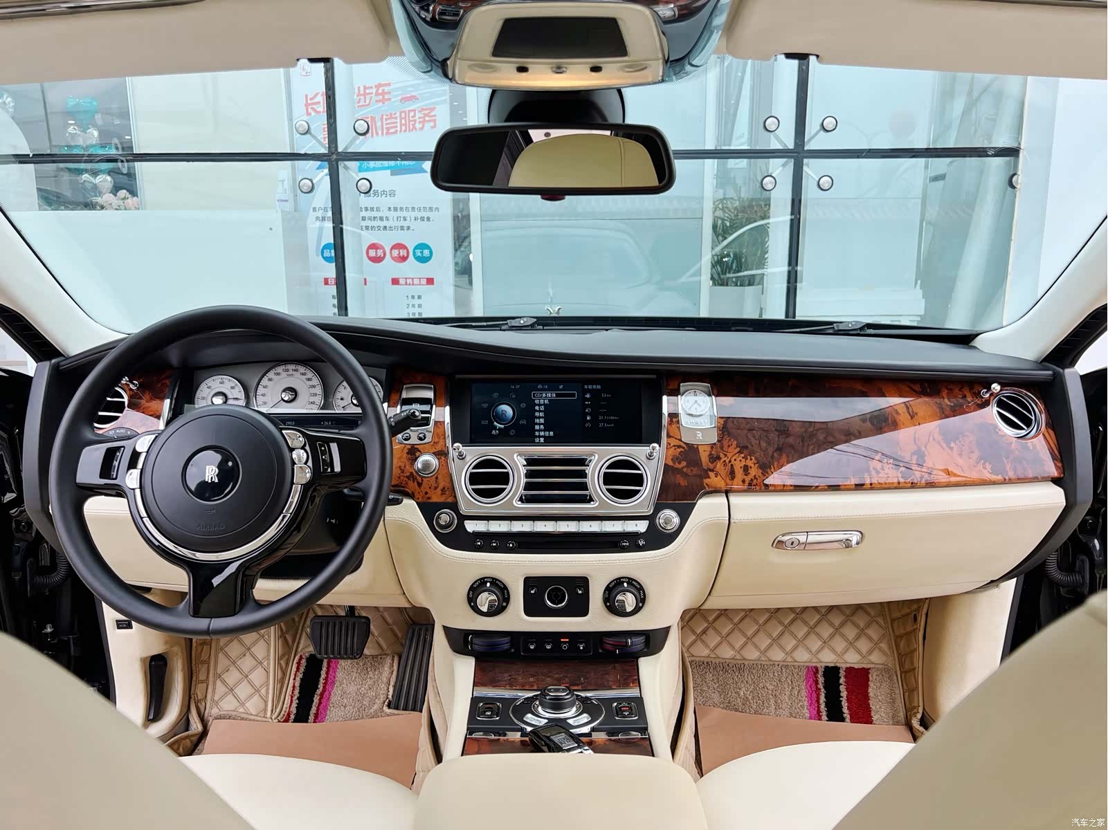 Rolls-Royce Ghost, 2011 12