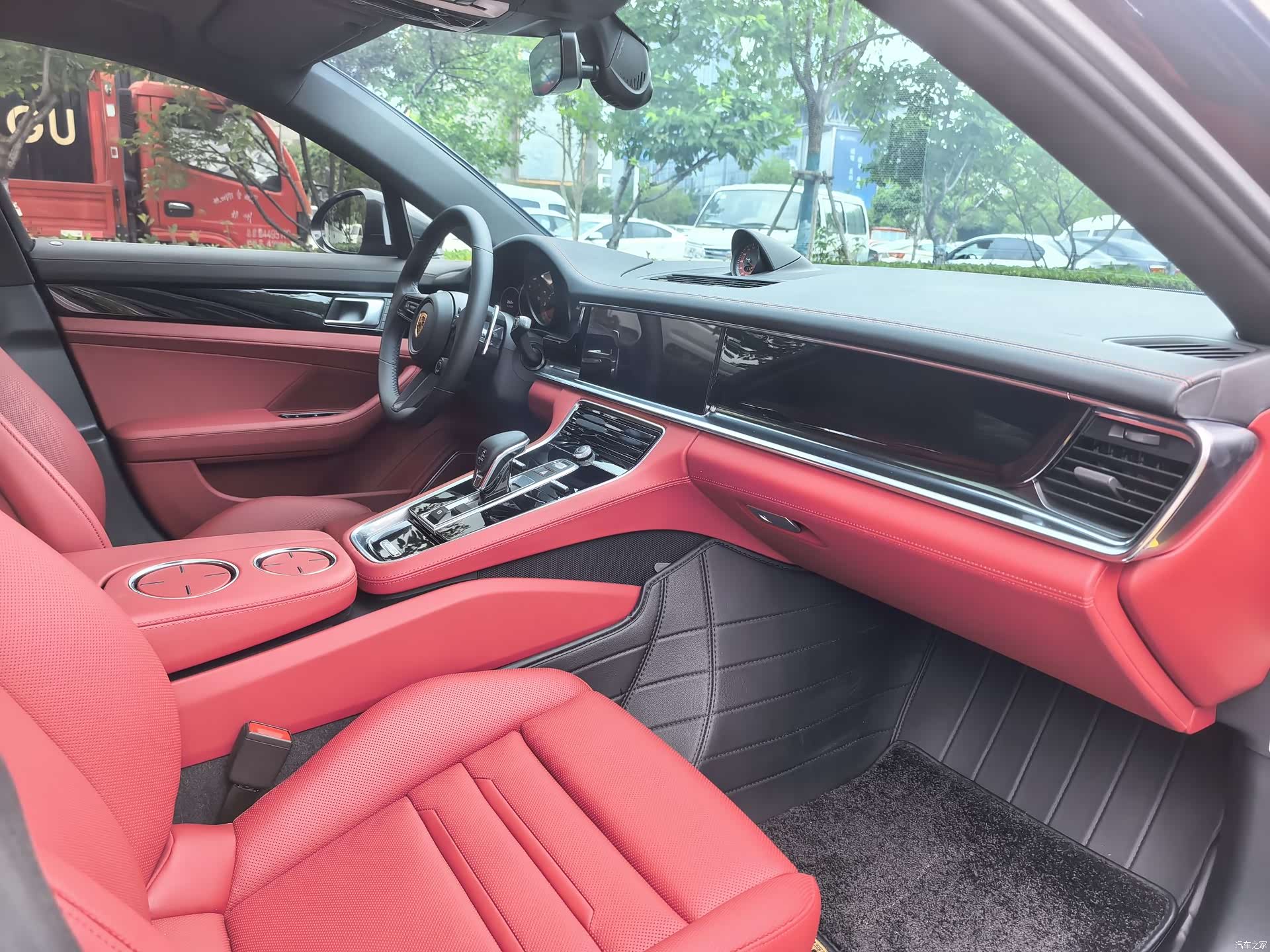 Porsche Panamera, 2022 15