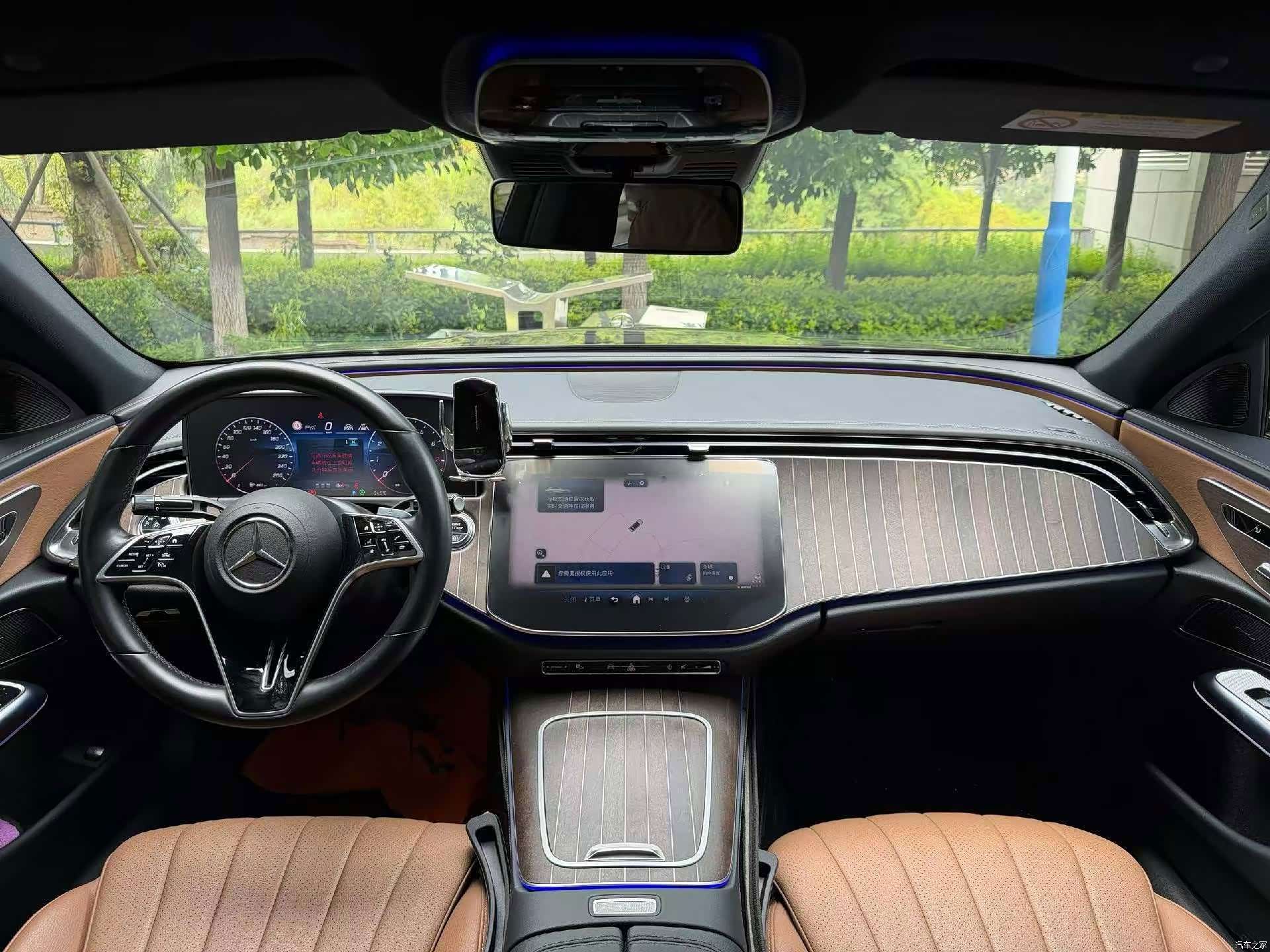 Mercedes-Benz E-Class, 2024 все фото