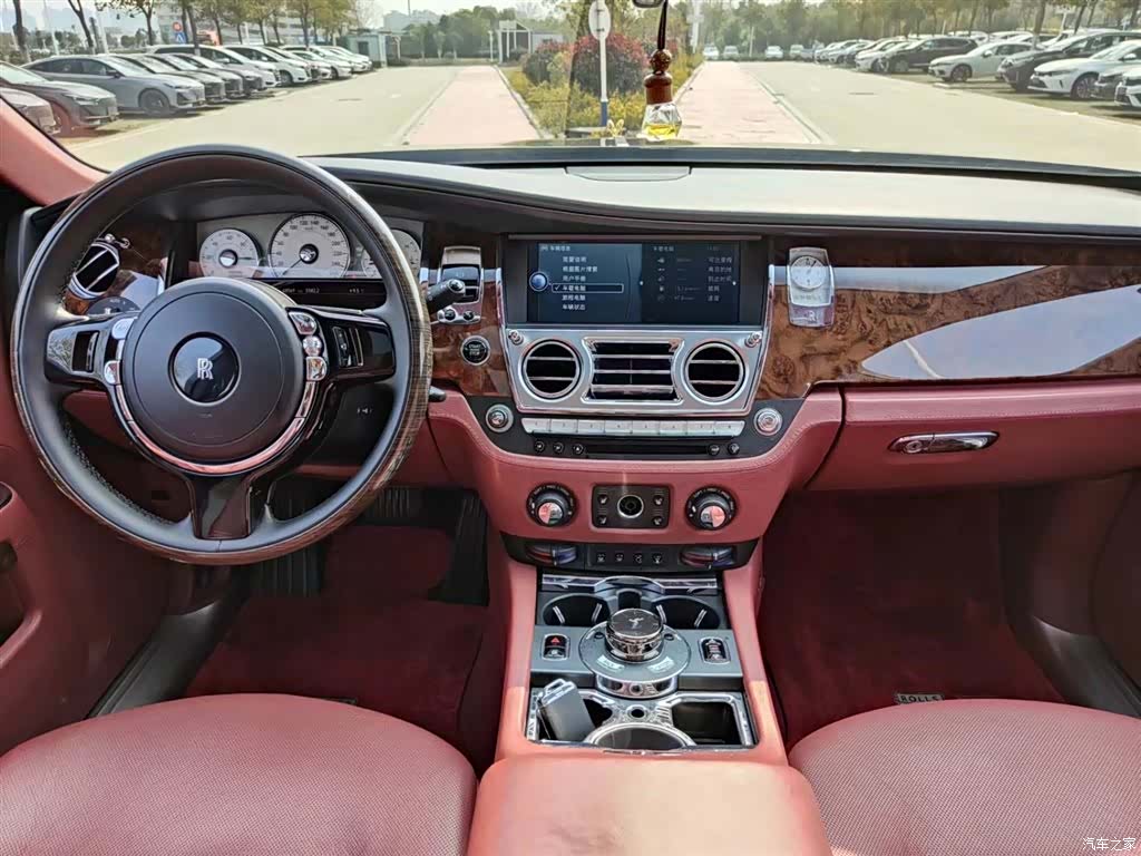Rolls-Royce Ghost, 2013 4