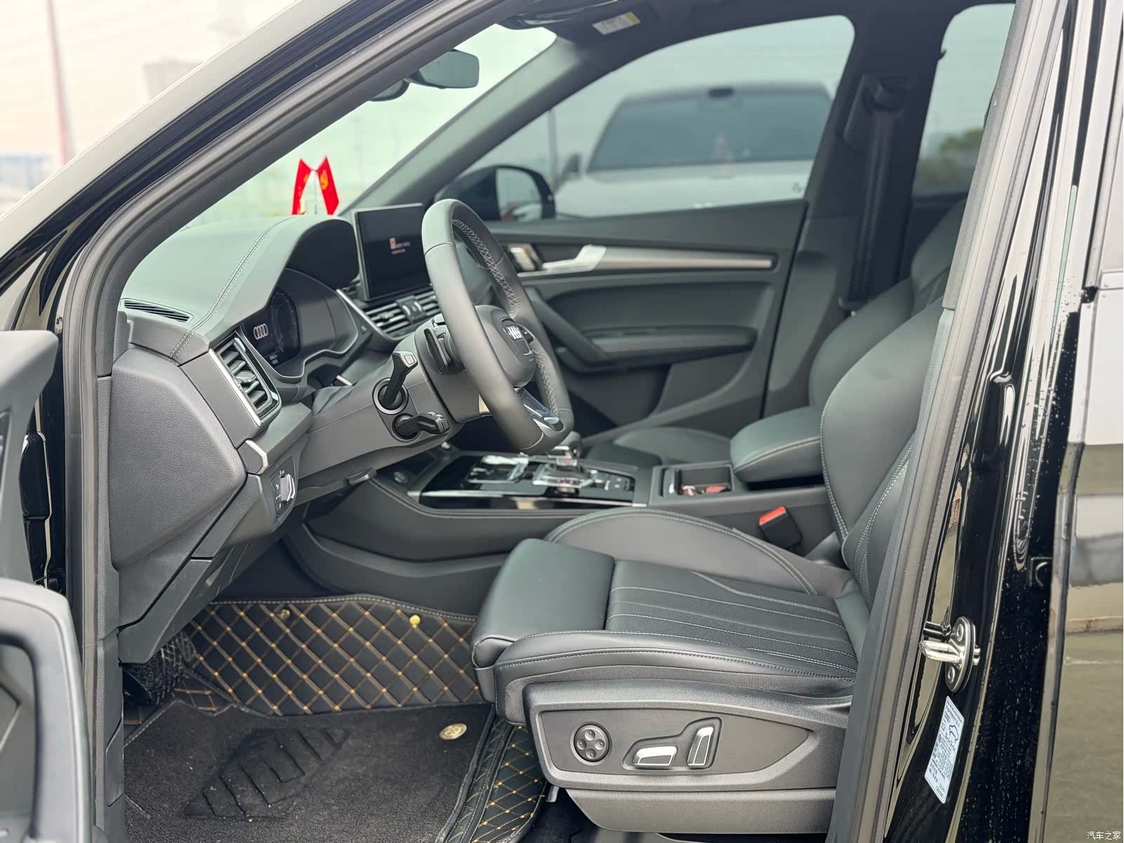 Audi Q5L, 2026 13