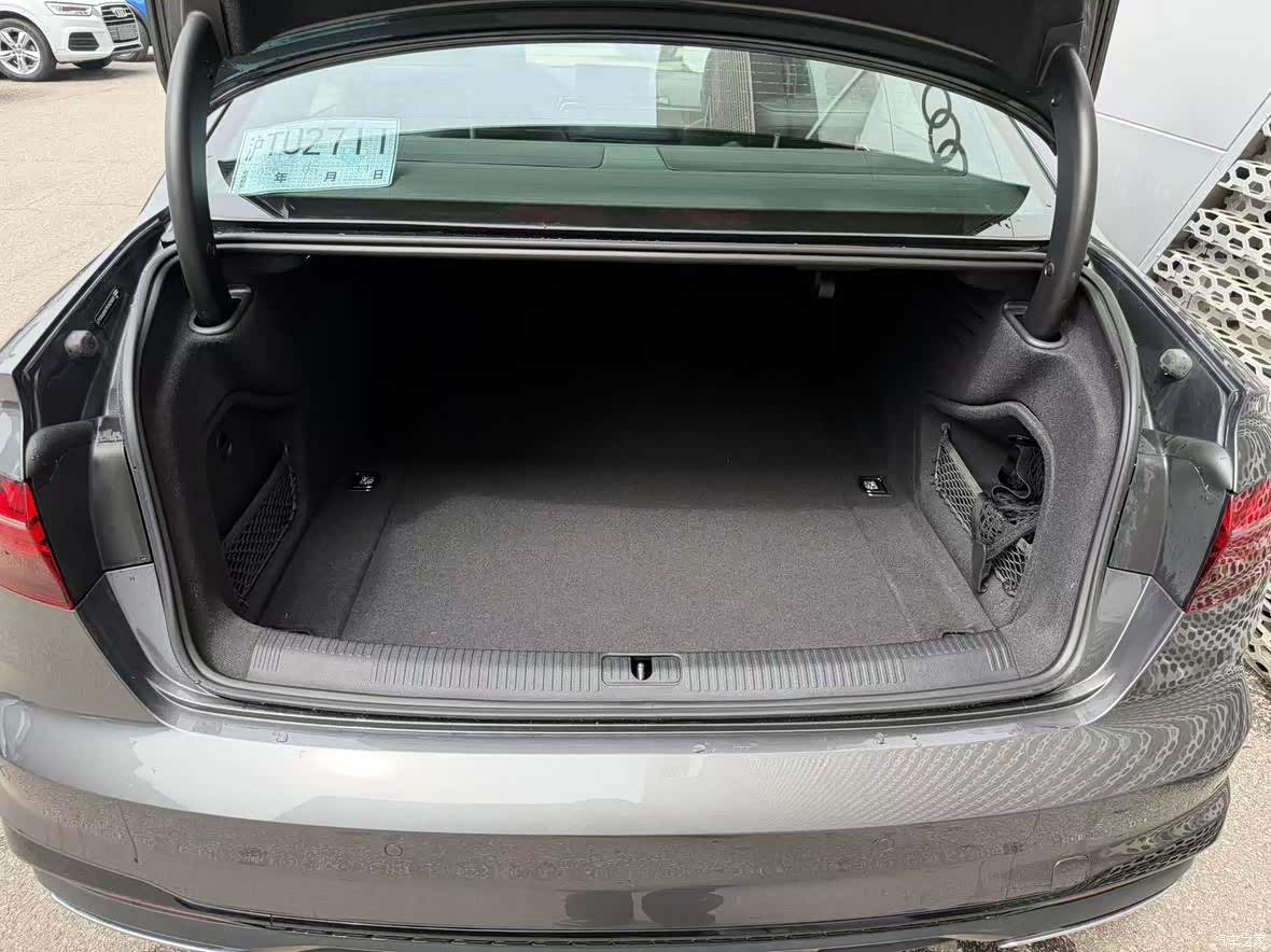 Audi A4L, 2024 8