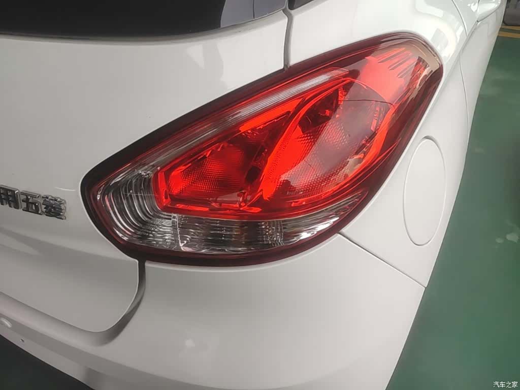 Wuling 310, 2017 8