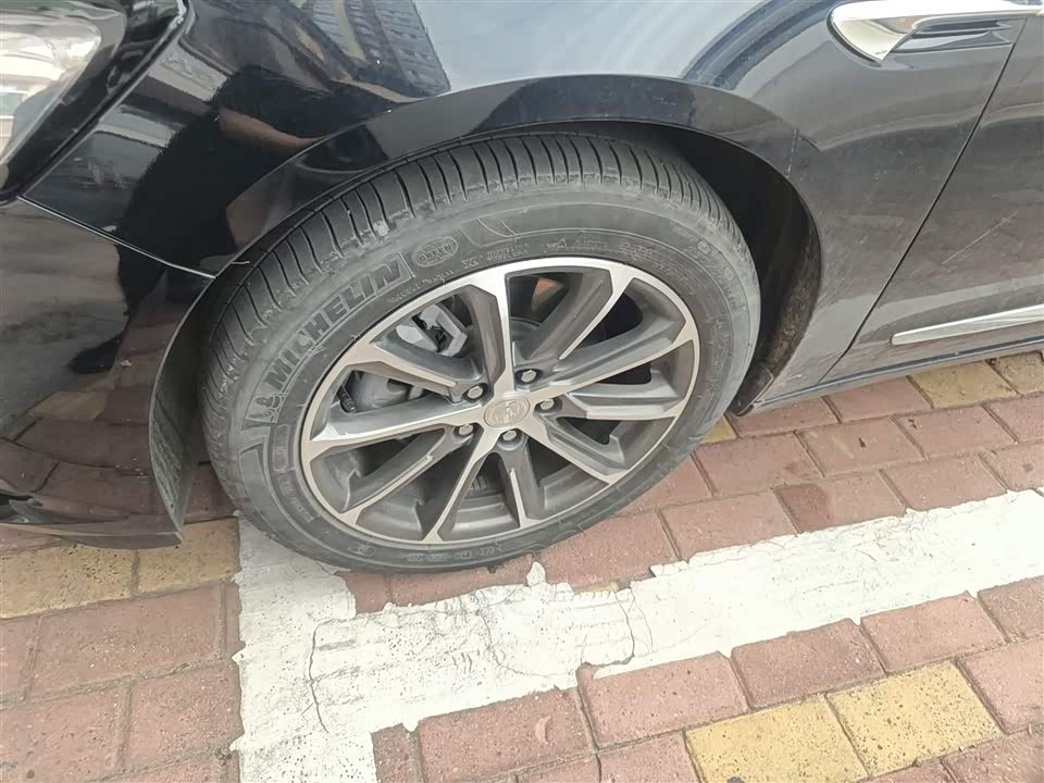 Buick Lacrosse Buick Lacrosse