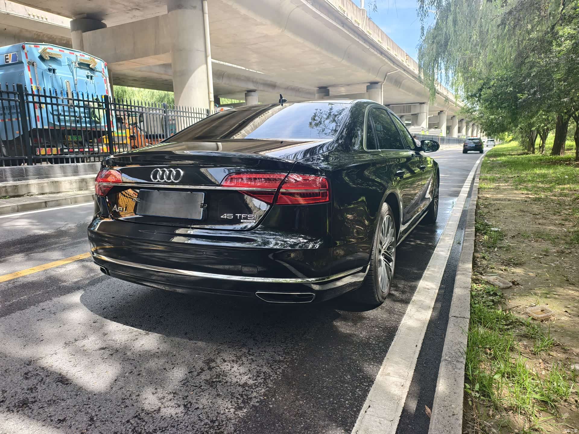 Audi A8L, 2017 все фото