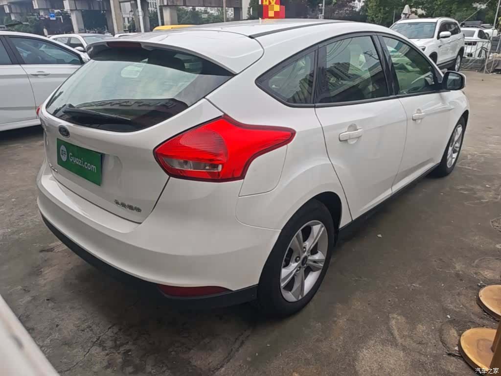 Ford Focus, 2018 7
