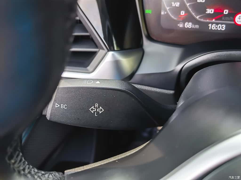 BMW 3 Series, 2021 28