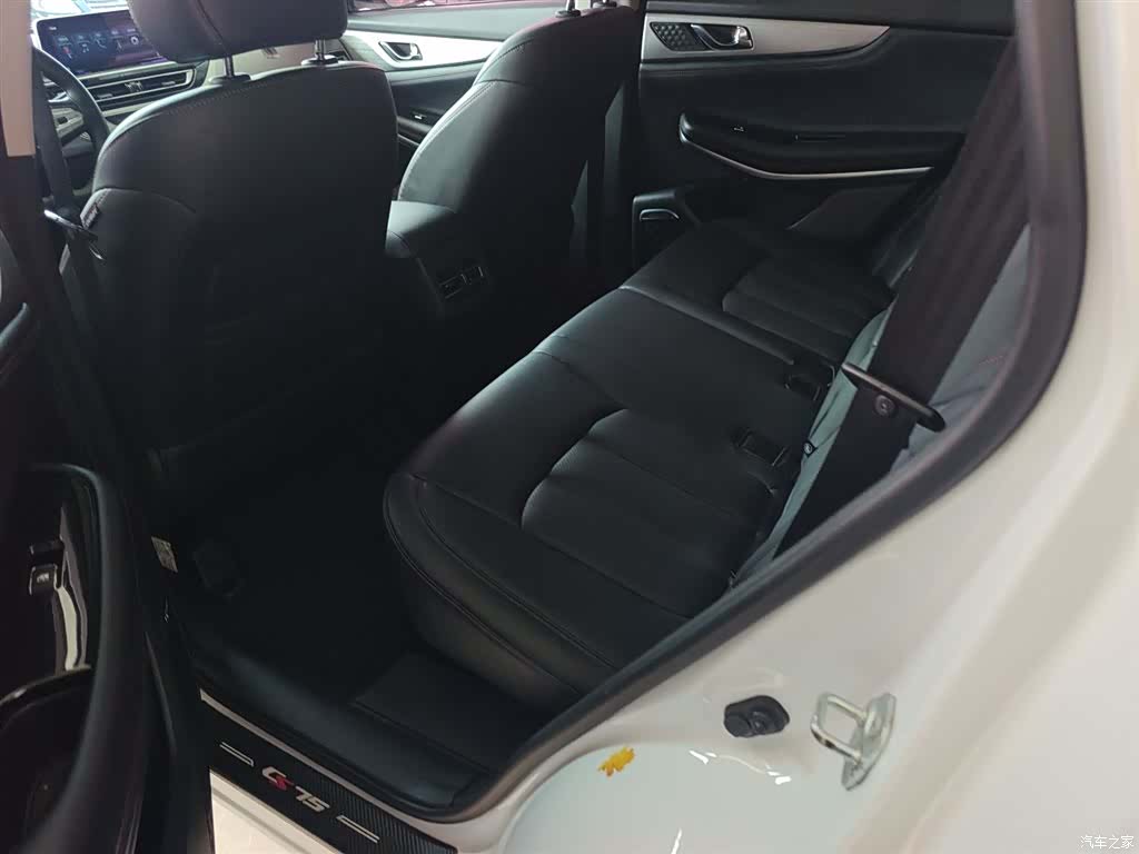 Changan CS75, 2020 17
