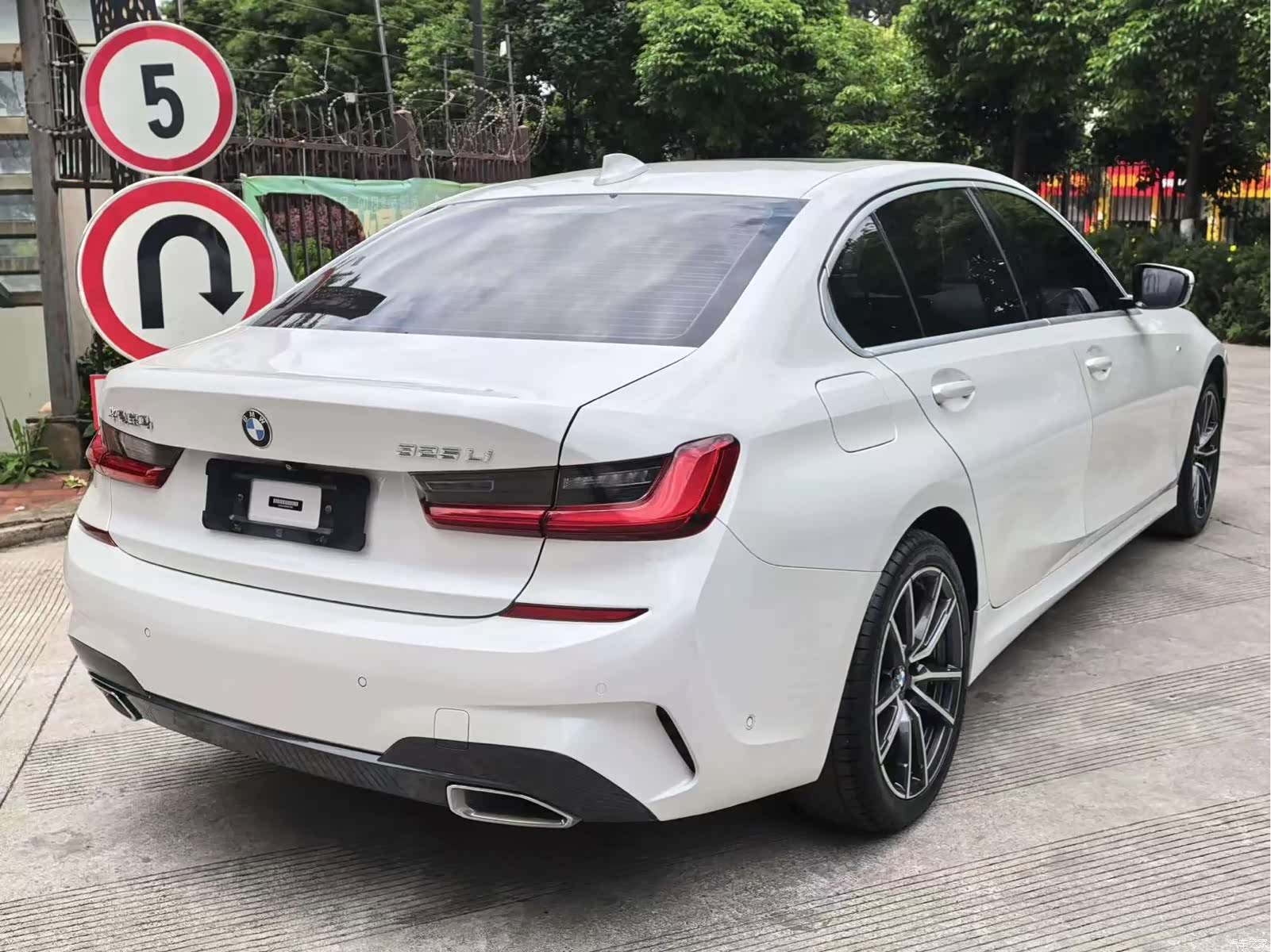 BMW 3 Series, 2021 11