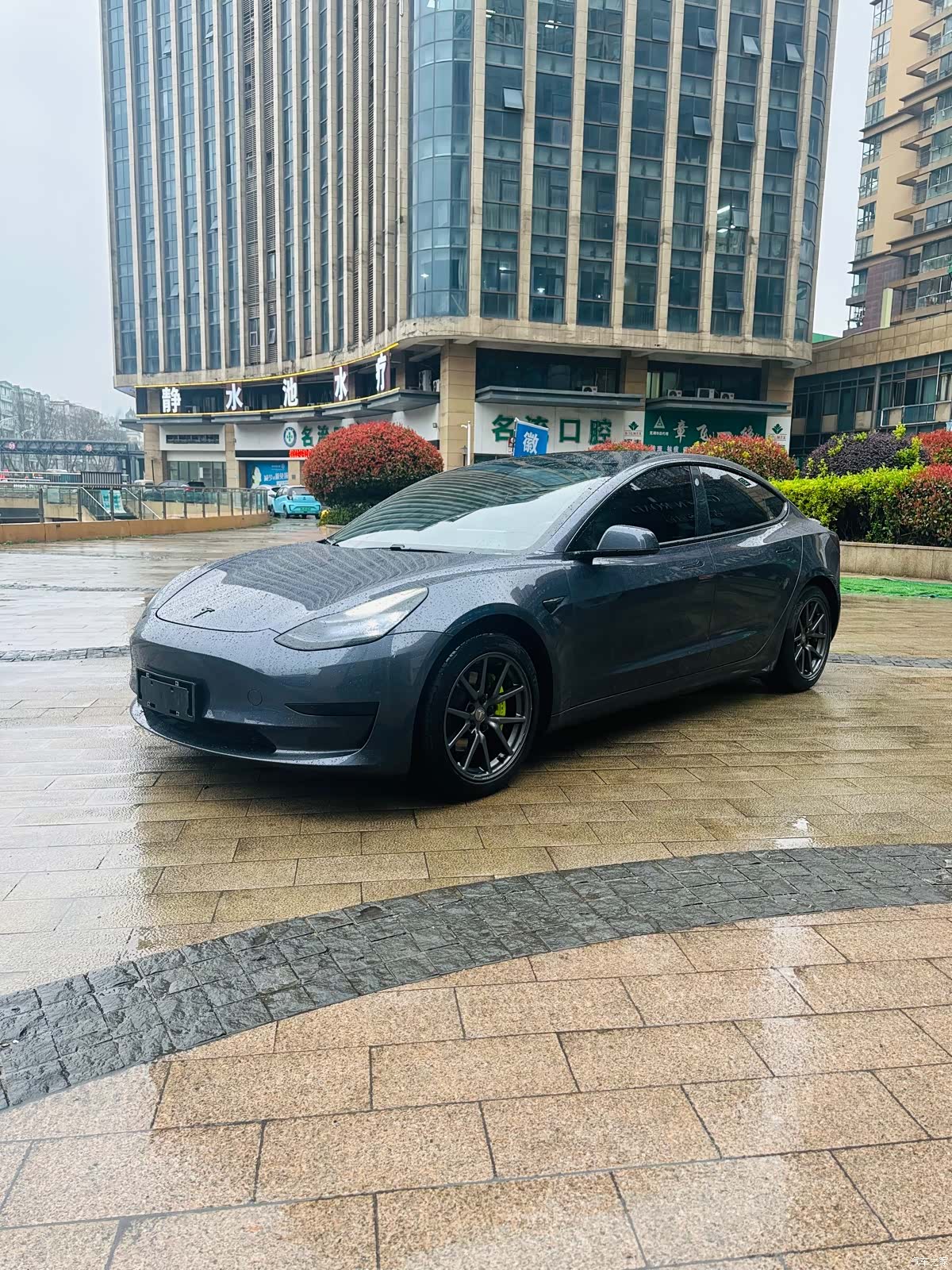 Tesla Model 3, 2020 1