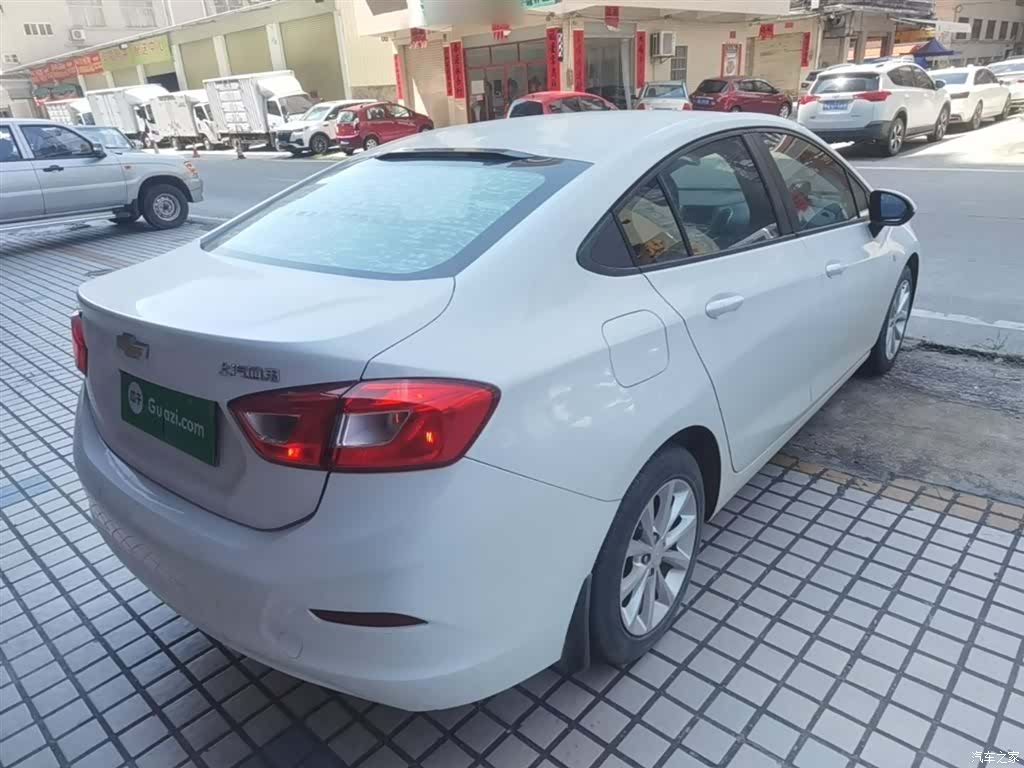 Chevrolet 320, 2018 7