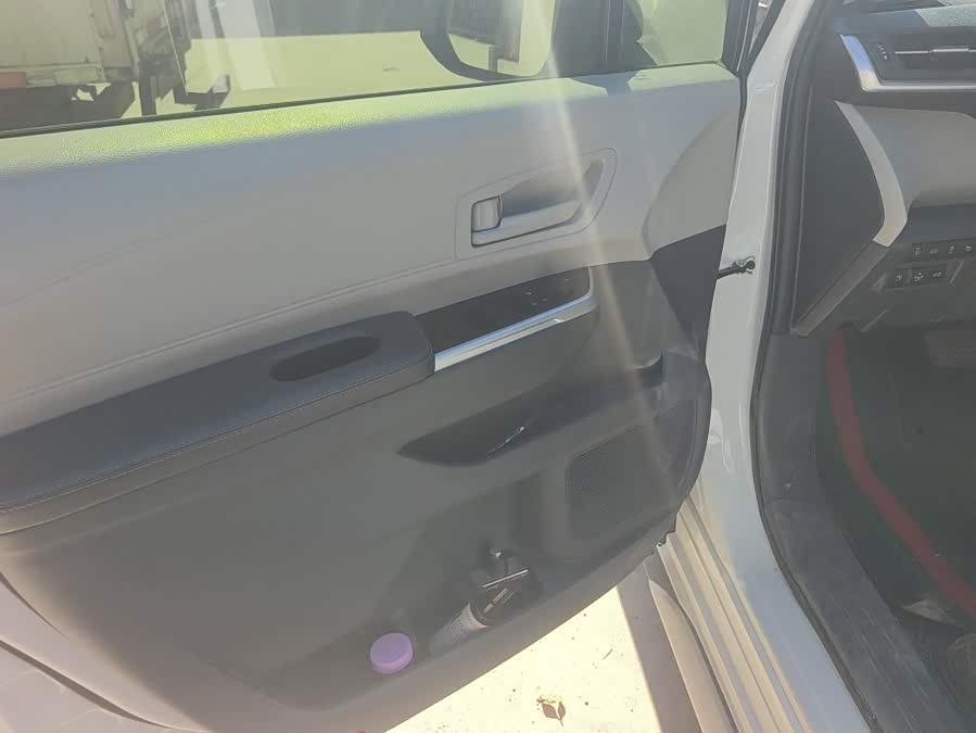 Toyota Granvia 2024, фото 7