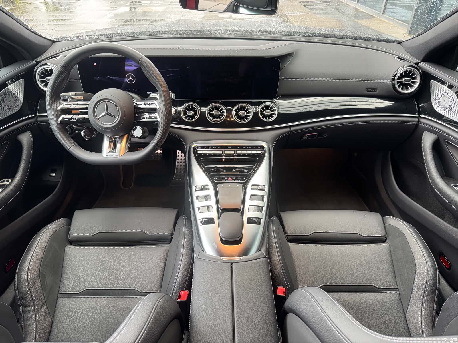 MG AMG, 2025 8