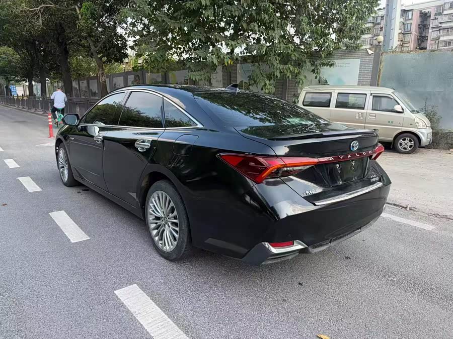Toyota Avalon 2019, фото 5