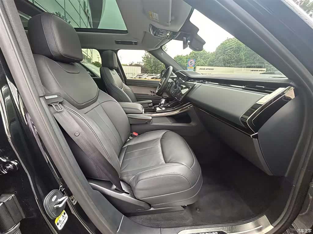 Land Rover Range Rover, 2026 12