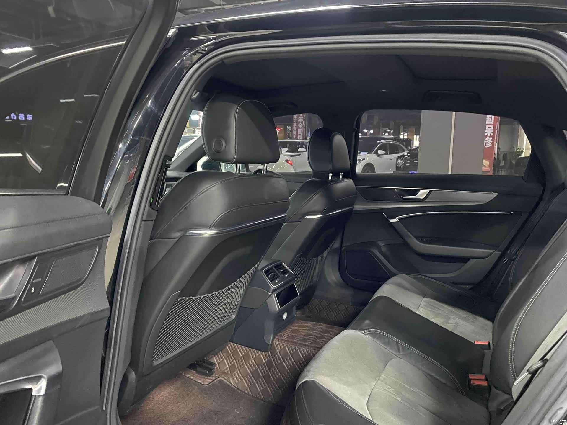 Audi A6L, 2019 все фото