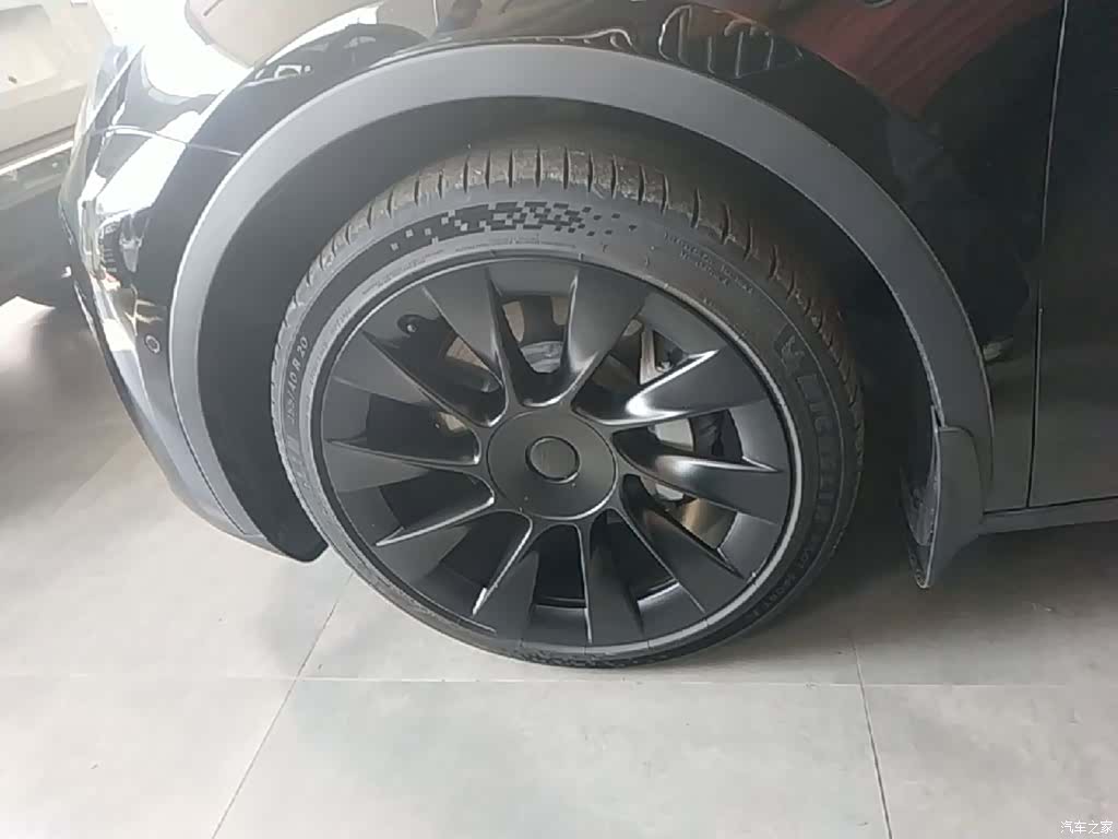 Tesla Model Y, 2021 23