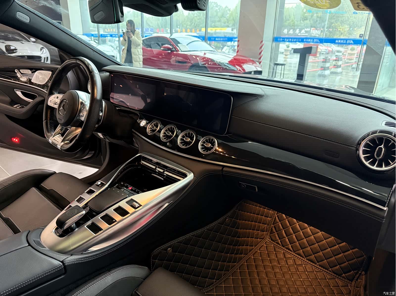 MG AMG, 2019 12