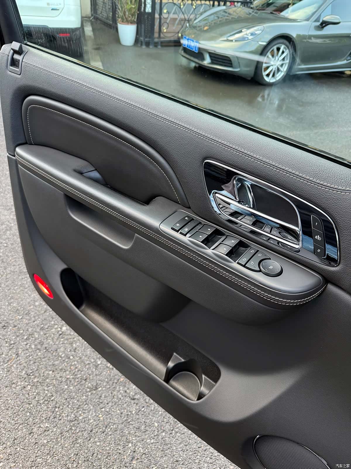 Cadillac Escalade, 2014 18
