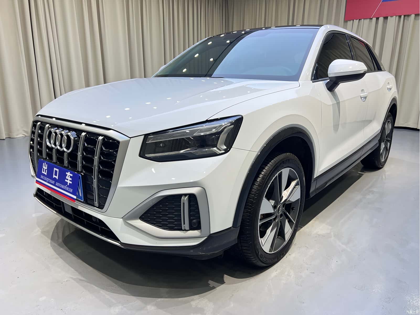 Audi Q2L, 2022 1