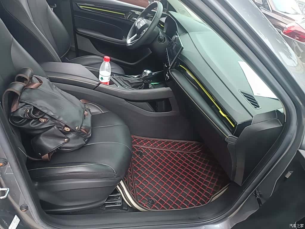 Roewe i5, 2023 25