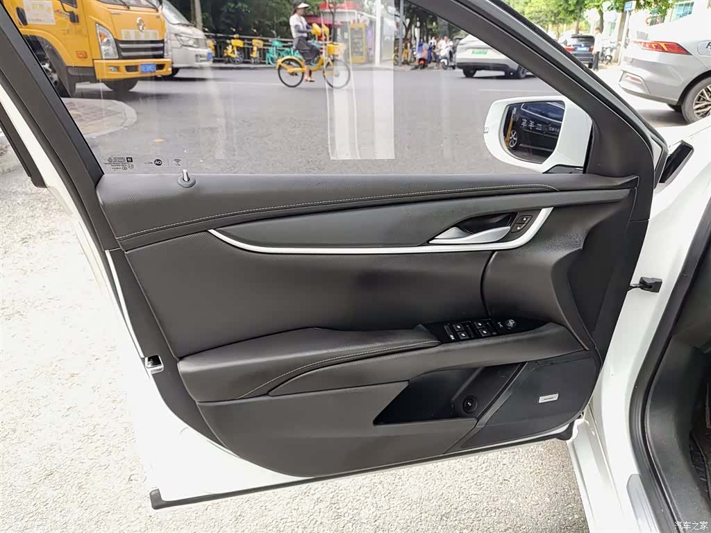 Cadillac XTS, 2018 6