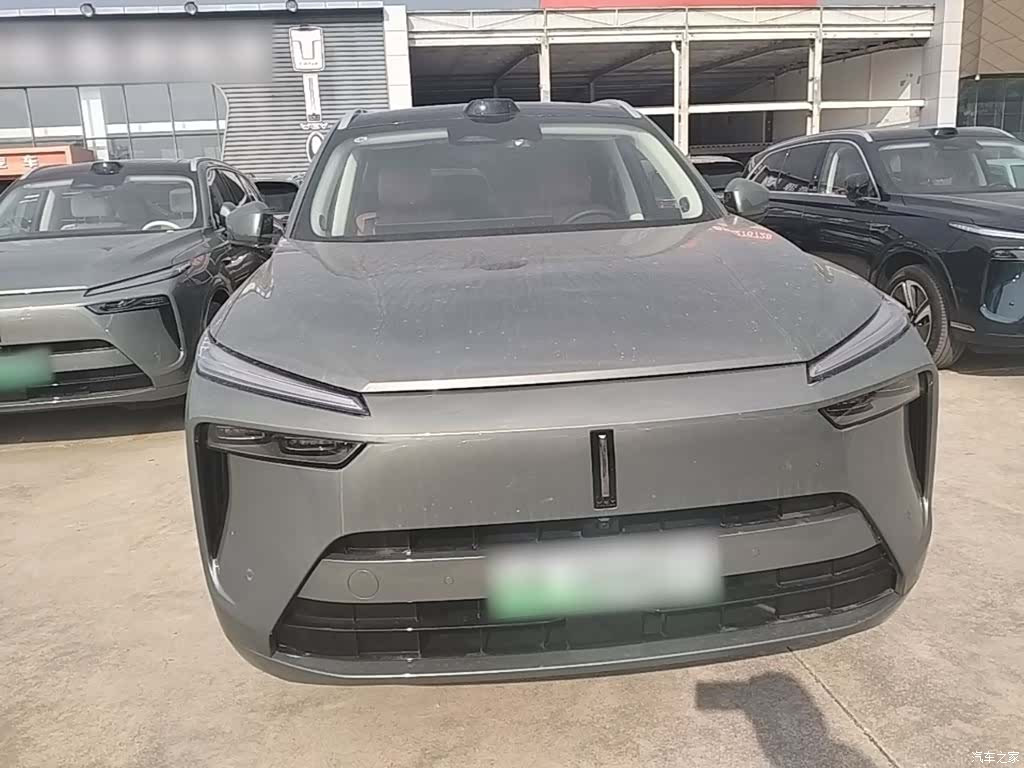 WEY Ultra, 2025 3
