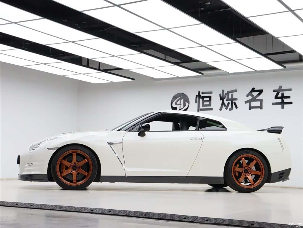 Nissan GT-R, 2017 33