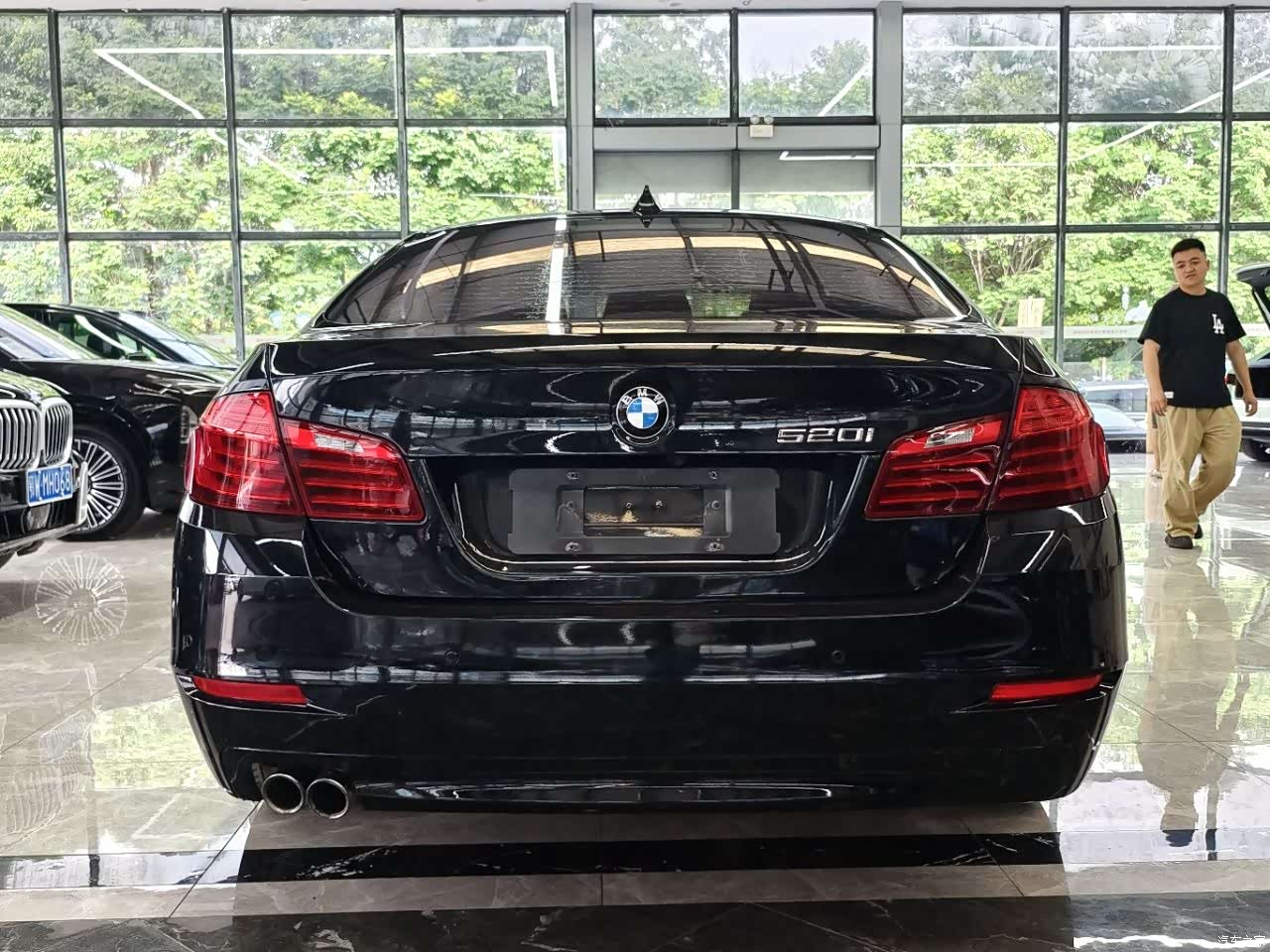 BMW 5 Series, 2014 9