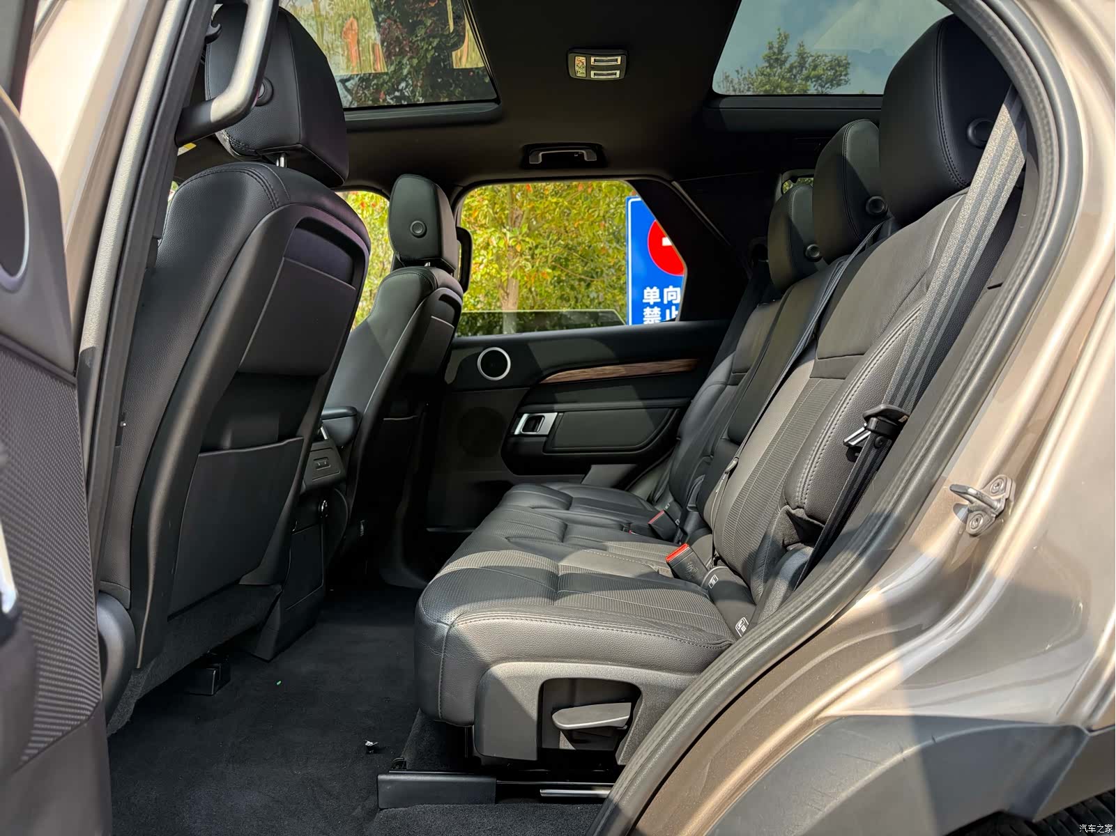 Land Rover Discovery, 2018 14