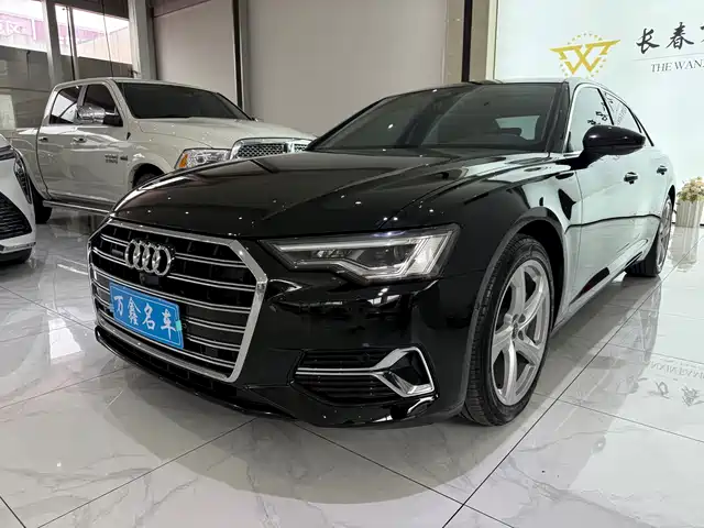 Audi A6L 2023 — купить из Китая под заказ