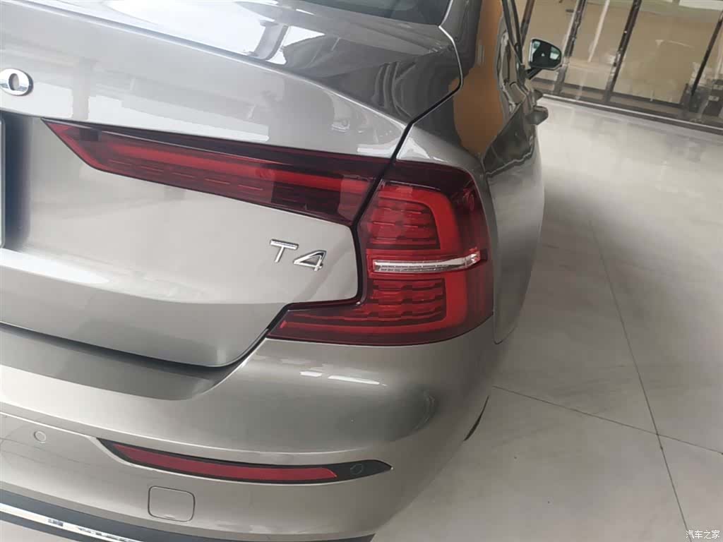 Volvo S60, 2021 8