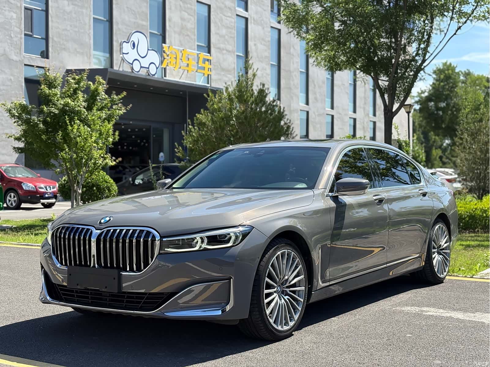 BMW 7 Series, 2019 1