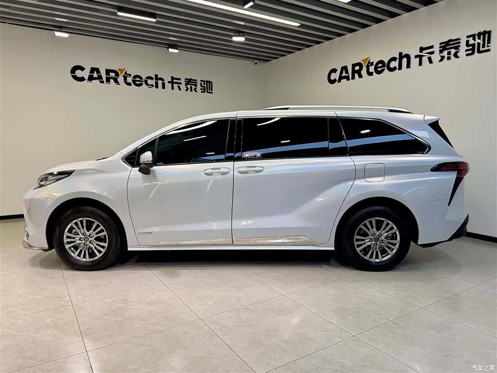 Toyota Sienna, 2023 6