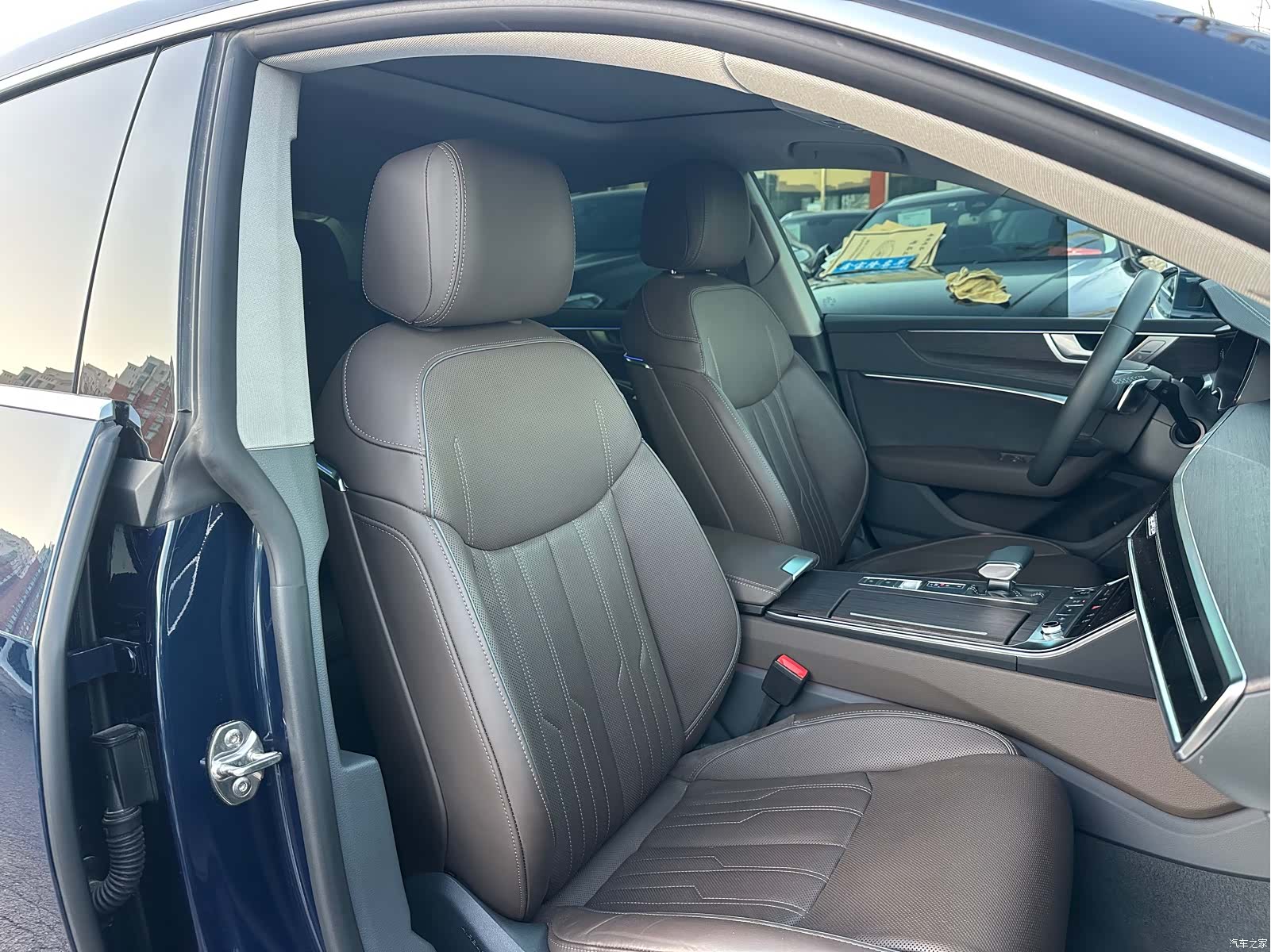 Audi A7L, 2022 11