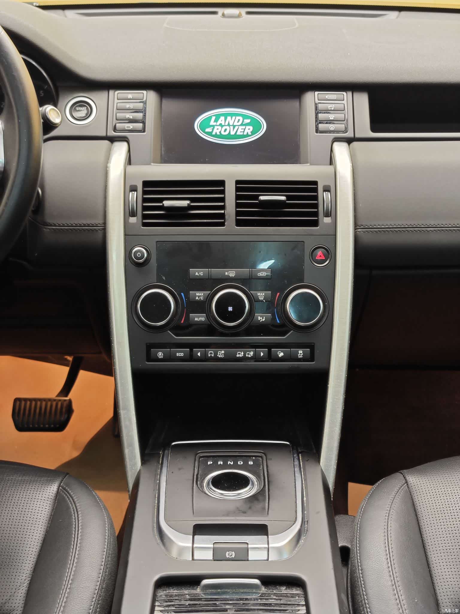 Land Rover Discovery, 2019 18