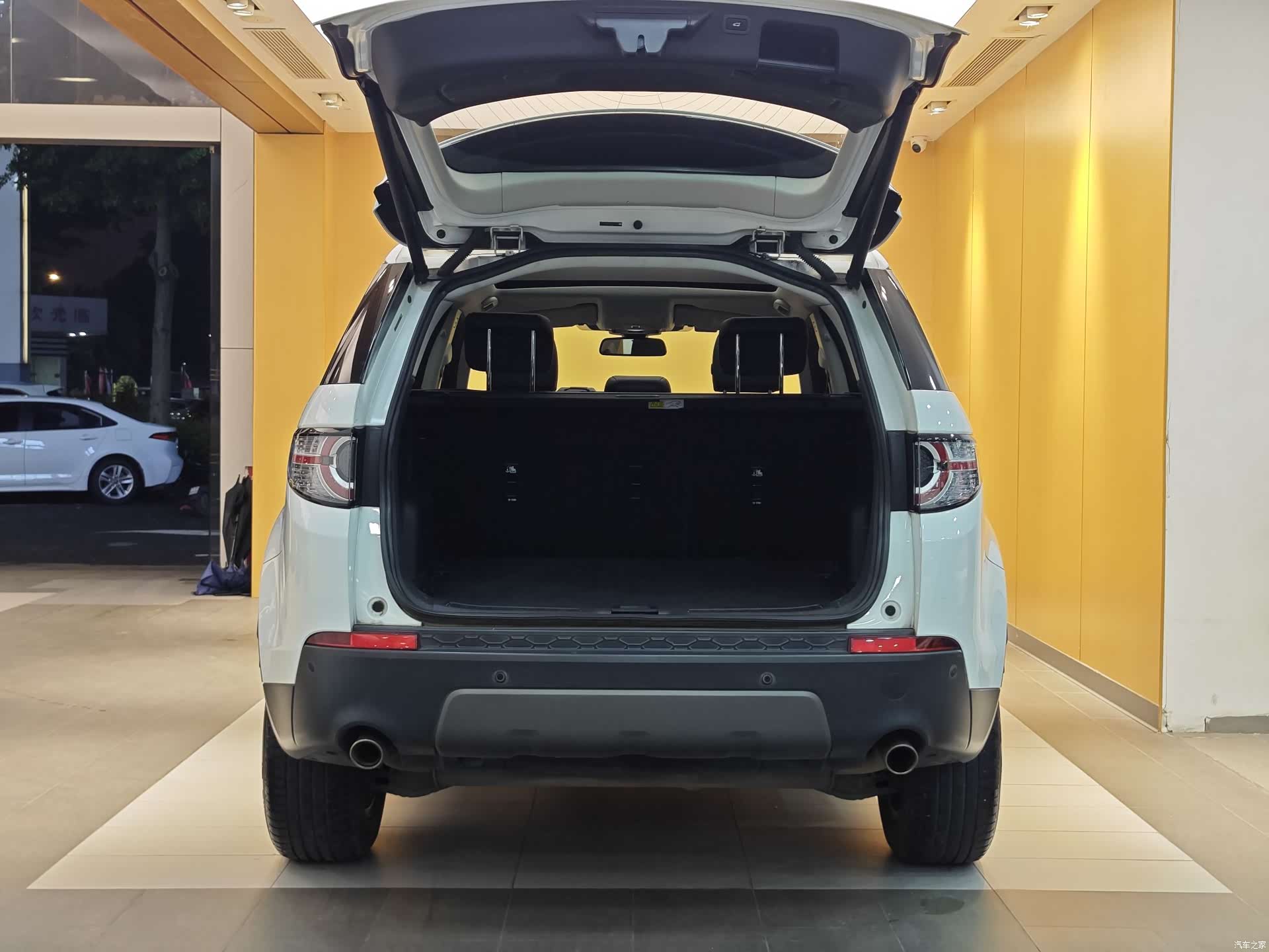 Land Rover Discovery, 2019 27