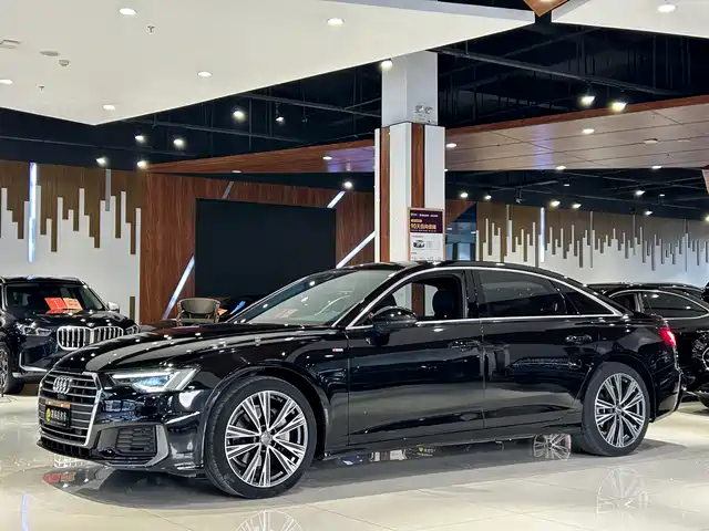 Audi A6L 2021 — купить из Китая под заказ