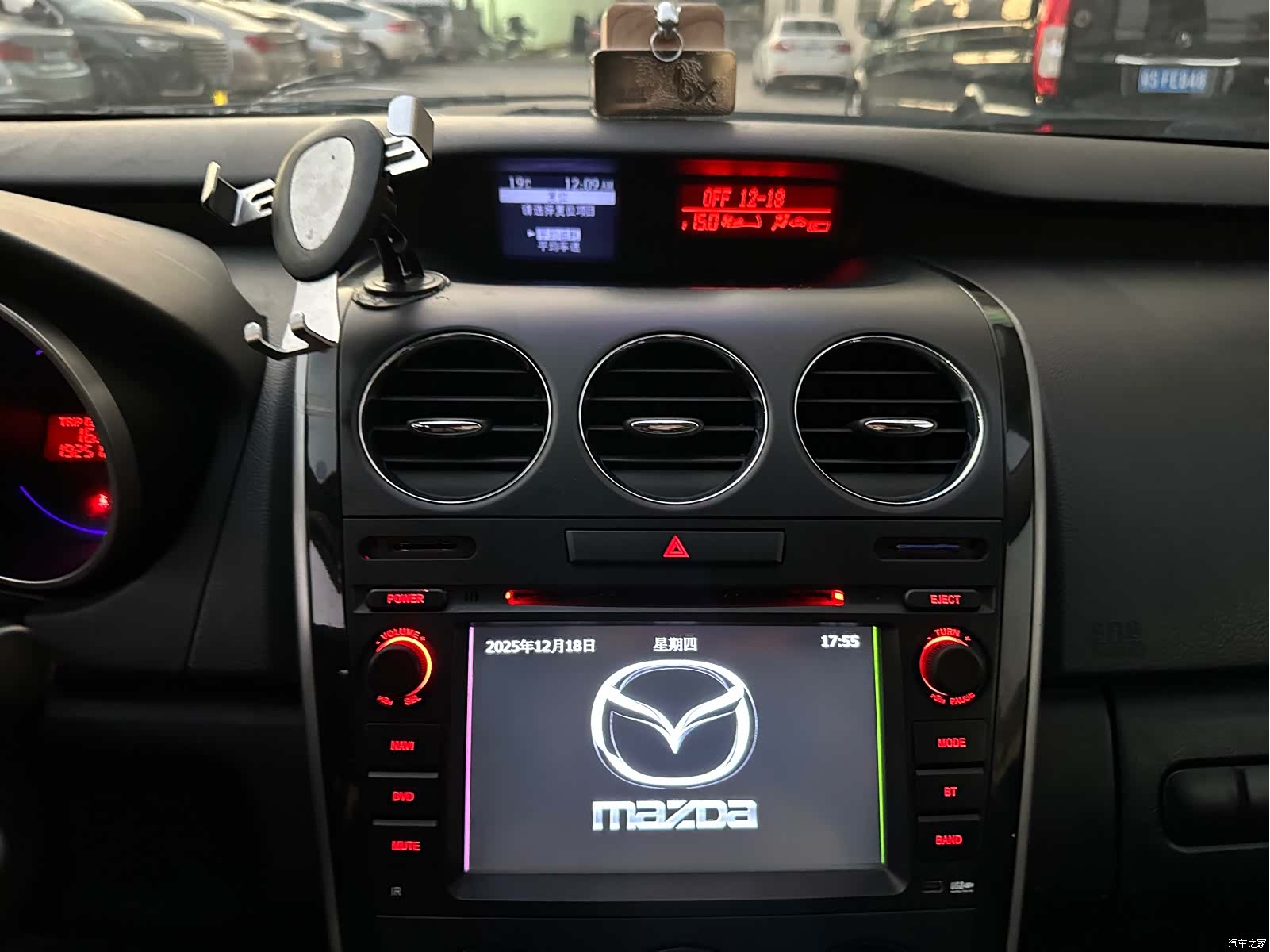 Mazda CX-7, 2011 18