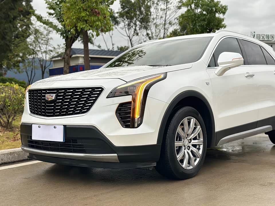 Cadillac XT4