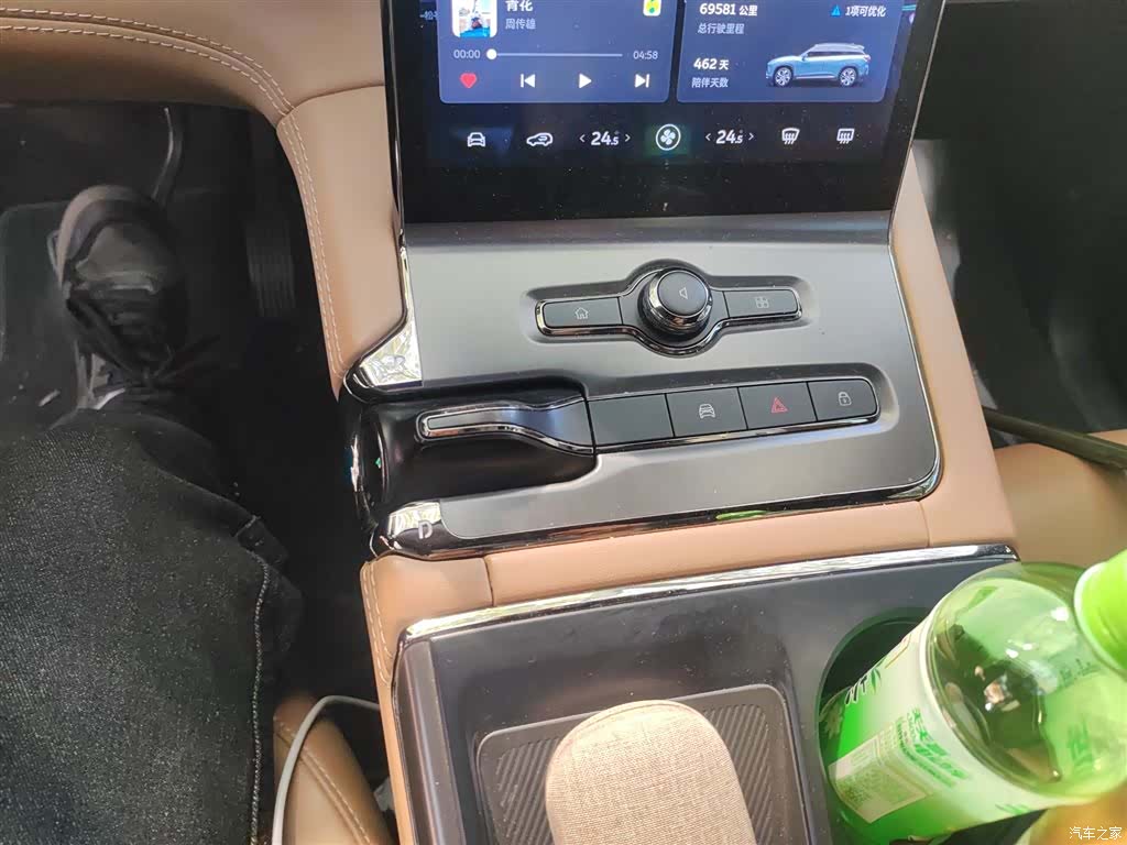 NIO ES6, 2021 10