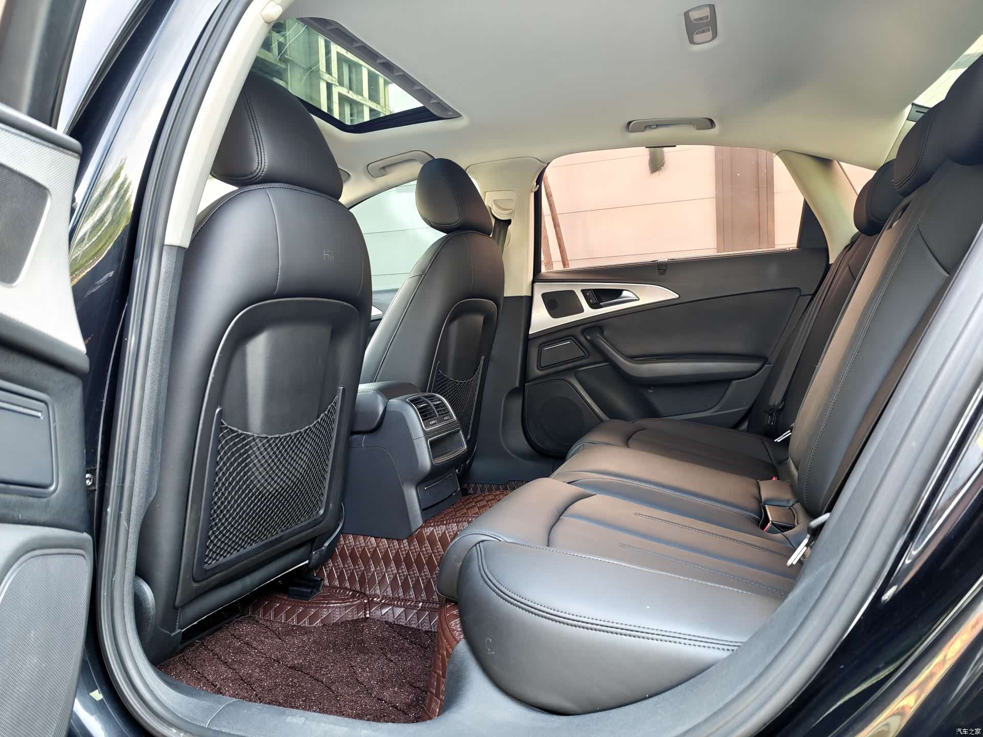 Audi A6L, 2012 9